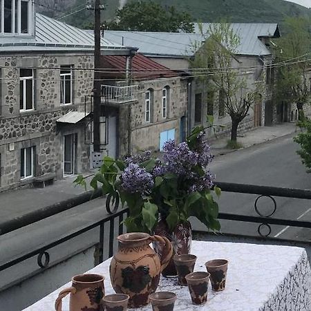 L&A Guest House Goris Exterior photo